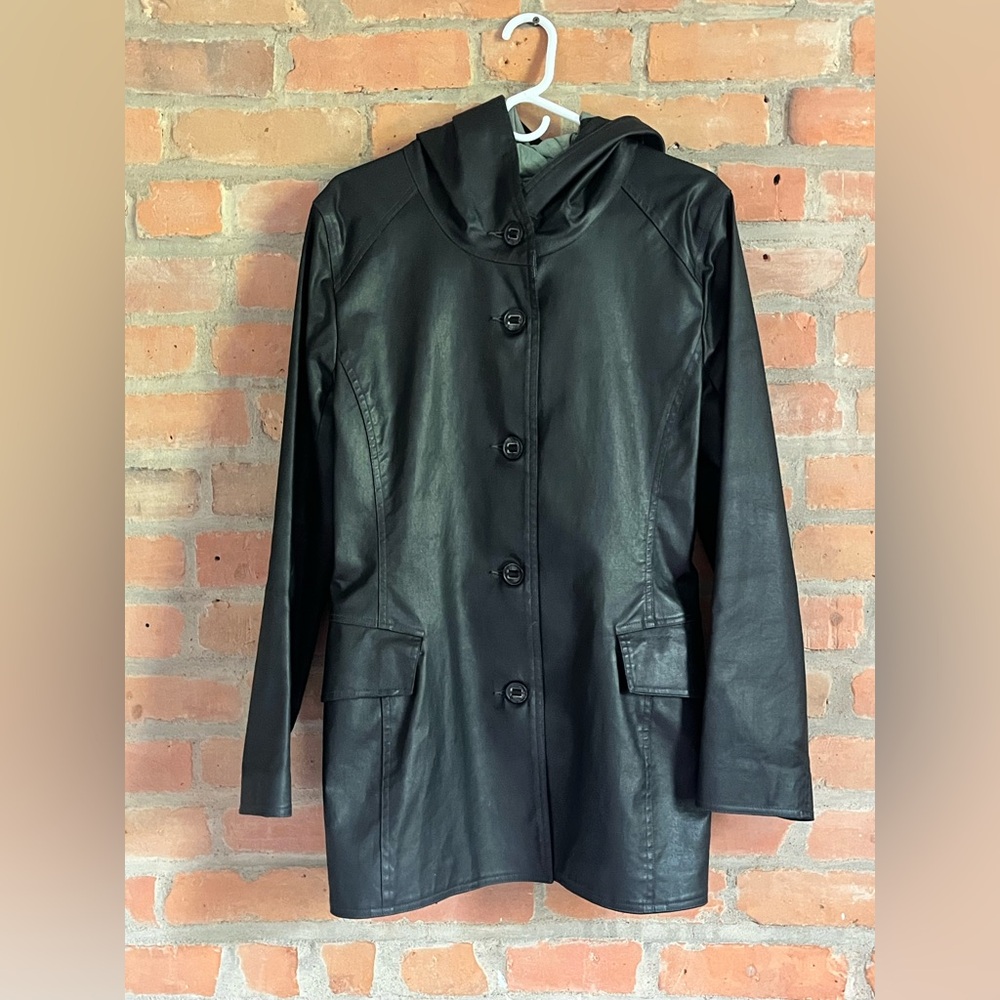 Black M0851 Jacket with hood